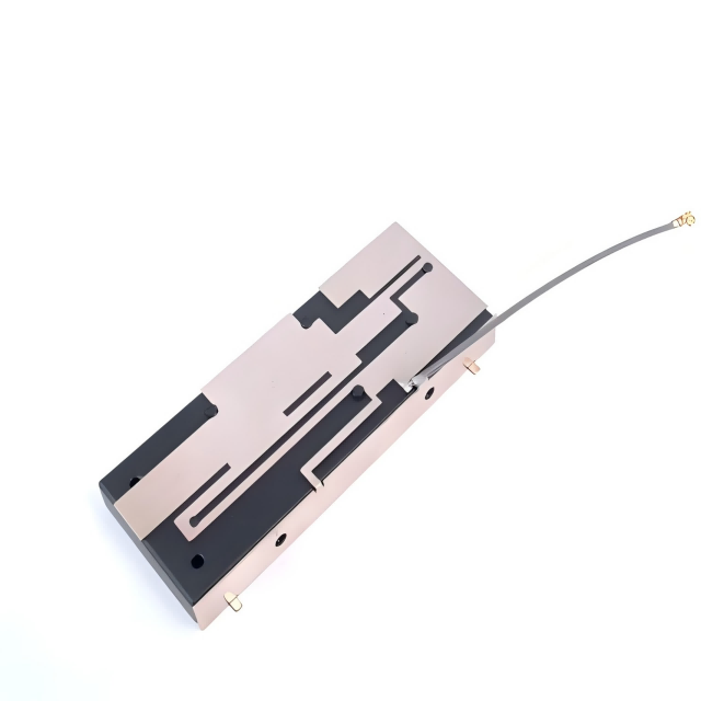 patch antenna هوائي التصحيح