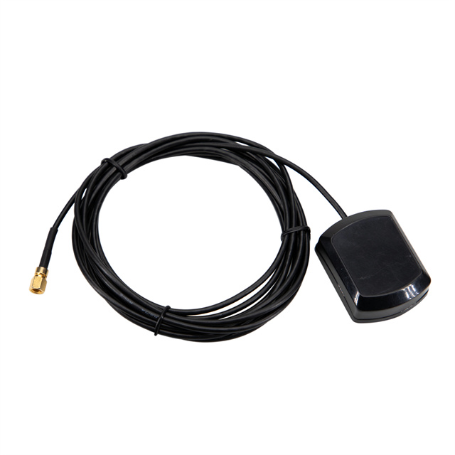 كيف أقوم بتثبيت هوائي GPS على سيارتي؟
