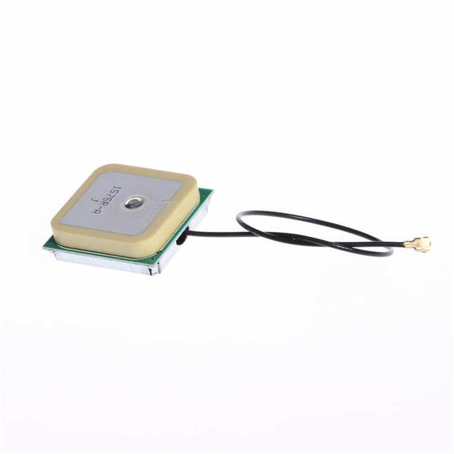 2DBI GNSS الداخلية هوائي الخزانة الموصل QMA CLOP GL048